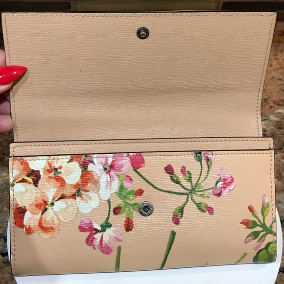 GUCCI Blooms Long Leather Continental Wallet 😍🌸🔥 - Picture 6 of 17